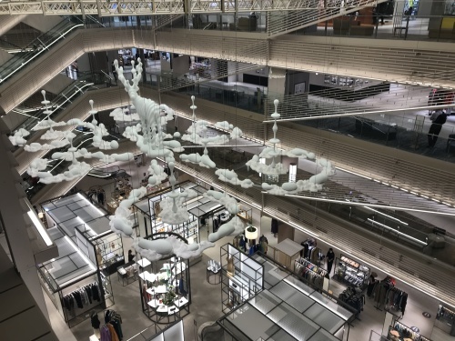 GINZA SIX_e0309501_16143243.jpeg