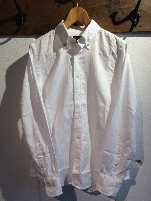 白シャツ_e0309501_16544792.jpg